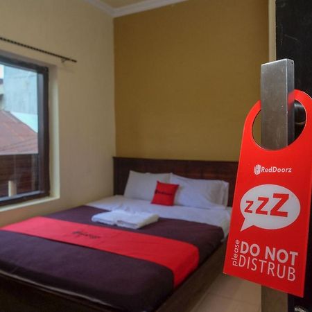 Reddoorz At Hotel Rich Parepare Near Pantai Mattirotasi Luaran gambar