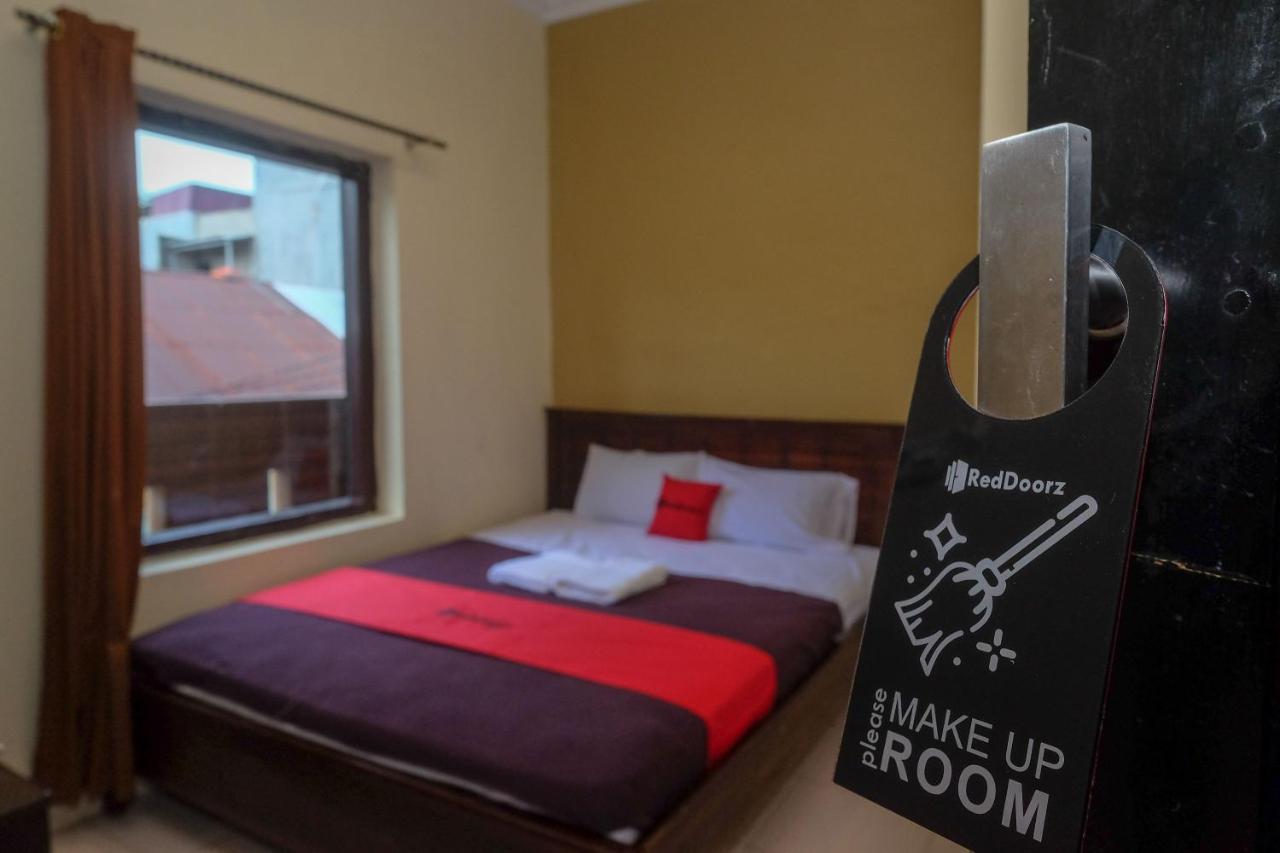 Reddoorz At Hotel Rich Parepare Near Pantai Mattirotasi Luaran gambar