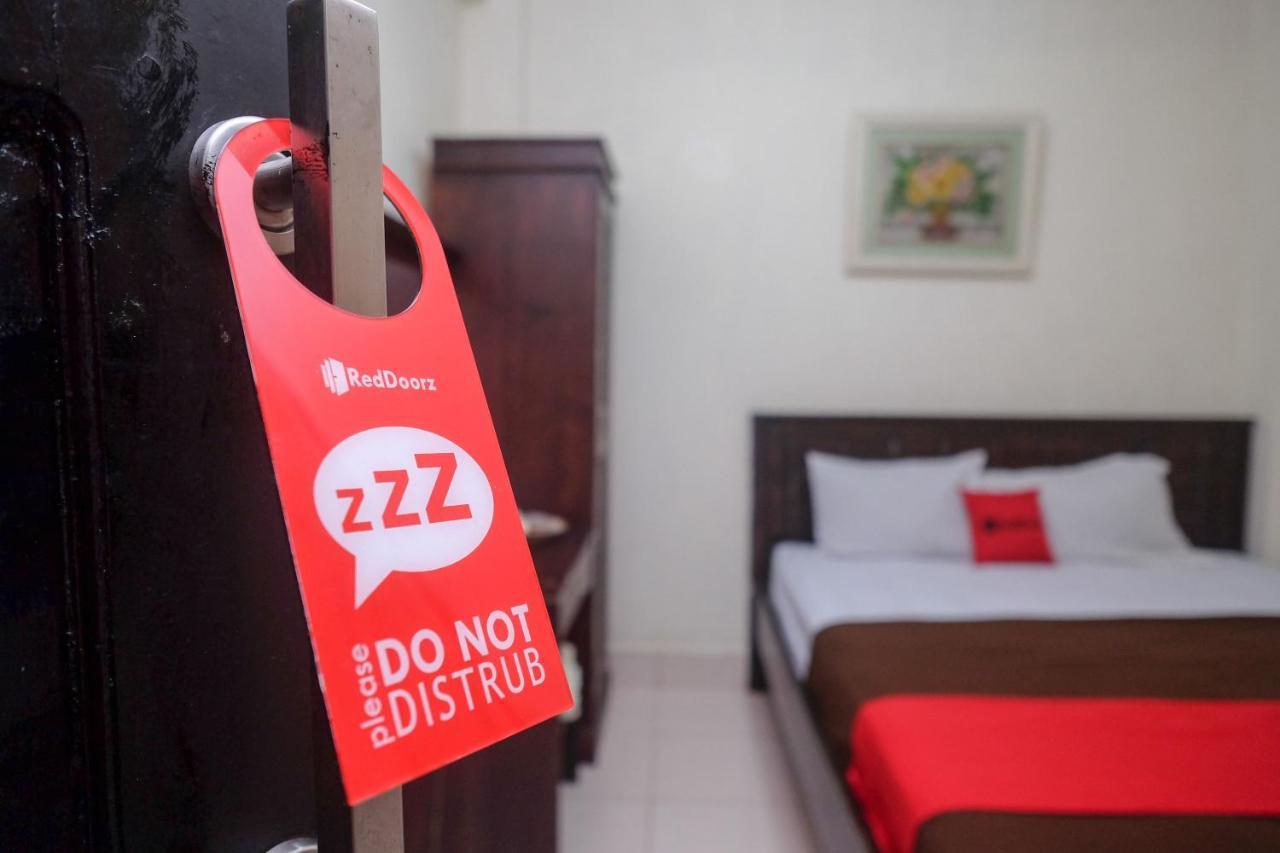 Reddoorz At Hotel Rich Parepare Near Pantai Mattirotasi Luaran gambar